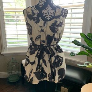 Vera Wang Dress Casual Tank top